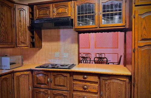 Emalahleni House | Wayside Guesthouse