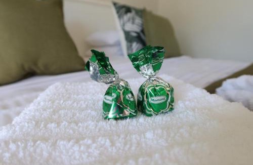 Port Elizabeth Apartment | Weaver Lane Country Escape - The Bandit Porcupine