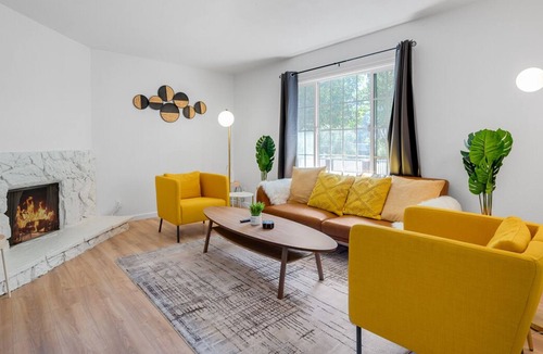 Heritage District House | Welcoming House w/ Wi-Fi + Free Parking