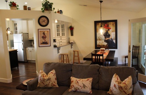 Windsor House | Well-Established 5-STAR VRBO Exclusive Available for Longer Stays