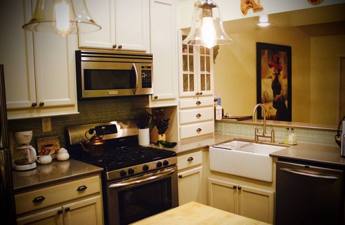 Windsor House | Well-Established 5-STAR VRBO Exclusive Available for Longer Stays
