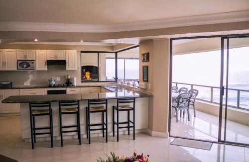 De Kelders House | Welsh Whales - De Kelders Getaway