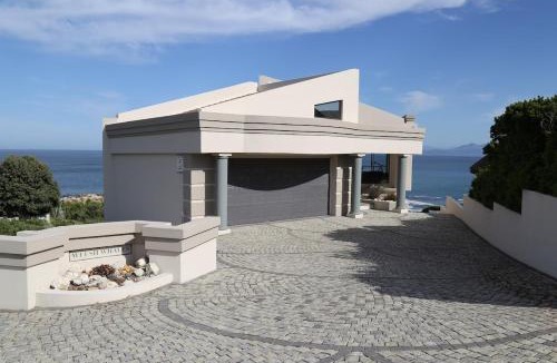 De Kelders House | Welsh Whales - De Kelders Getaway