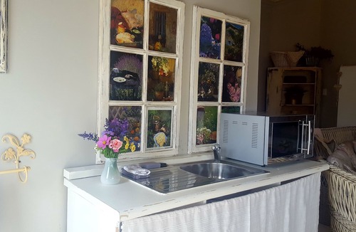West Beach Apartment | West Beach Cottages - Lilacs Guesthouse