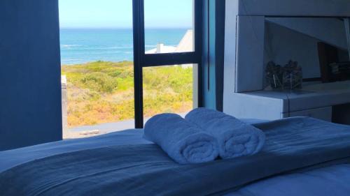 Grotto Bay House | West Coast Seaside Getaway