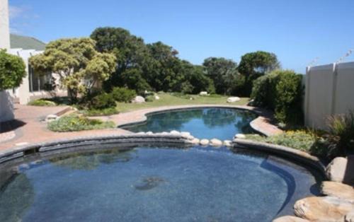 Westcliff Apartment | Whale Rock 54