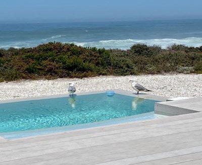 Yzerfontein Villa | White Sands Beach Villa