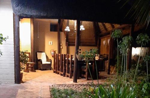 Fichardt Park House | Wi Villa Lê Guest House