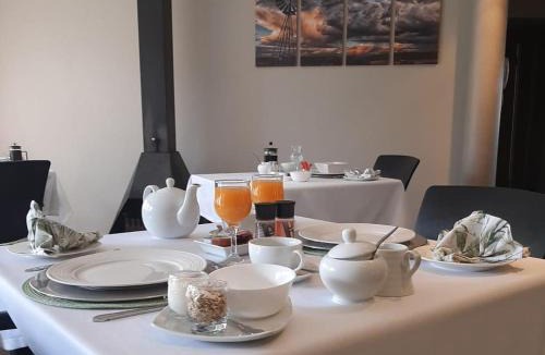 Fichardt Park House | Wi Villa Lê Guest House