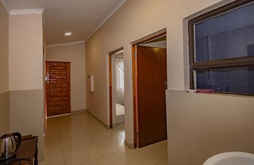 Trawal House | Wilcuma Lodge