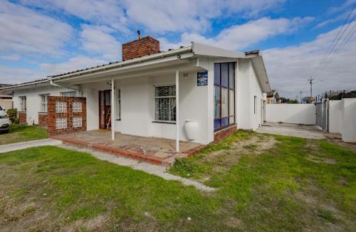 Trawal House | Wilcuma Lodge