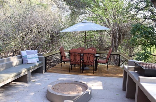 Maruleng Villa | WILD ESCAPE – YOUR GATEWAY TO THE HEART OF THE LOWVELD.