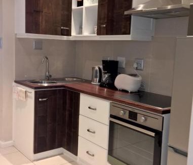 Claremont House | Wild Olive Guest House & Villa