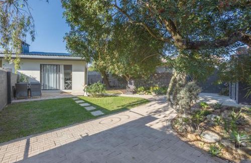 Darling House | Wildflower Cottage