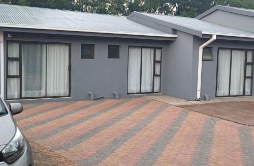 Three Rivers House | Willow Guest house