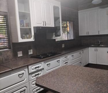 Three Rivers Apartment | Willow guest house