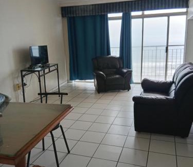 North Beach Apartment | Windemere Flat 128