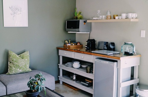Tokai Bed & Breakfast | Windsor House