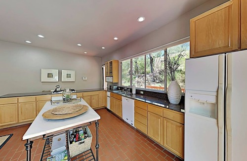 Glen Ellen House | Wine Country Escape | Pool | Spa | Bocce | Dog OK