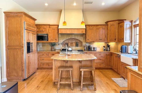 Santa Rosa House | Wine Country Villa, Brush Creek, Heated Pool & Hot Tub
