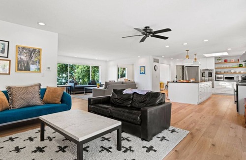 Penngrove House | Wine Country Vineyard Views | Pool & Hot Tub | 3BR | Sleeps 8