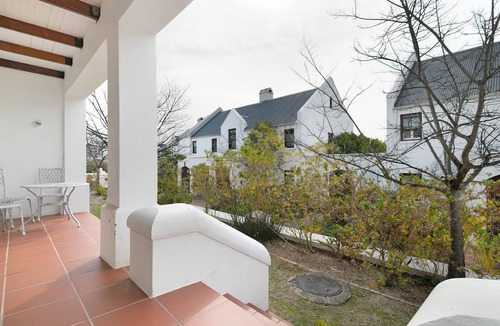 Stellenbosch Villa | Winelands Golf Lodges 12