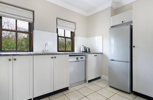 Stellenbosch Villa | Winelands Golf Lodges 26