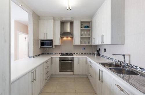 Bloubergstrand Apartment | Witsand 401 by CTHA