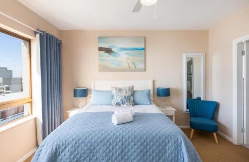 Bloubergstrand Apartment | Witsand 401 by CTHA