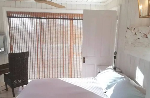 Pringle Bay House | Wittehuis at Pringle Beach