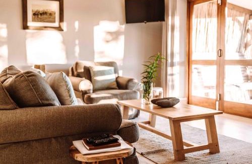 Phantom Acres House | Woodlands Self Catering