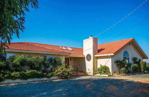 Shenandoah Valley House | Working Vineyard & Private Pool: Villa in Plymouth