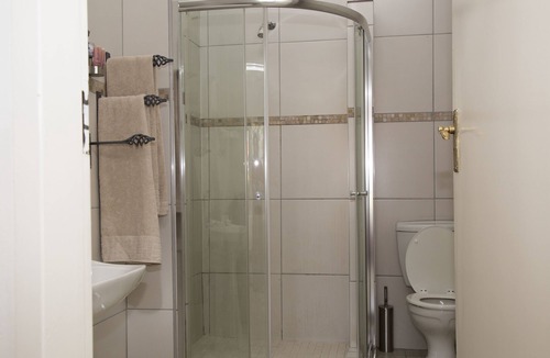 Garsfontein House | Xaviera Guest House