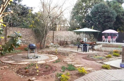 Pretoria House | XYZ Guest House-King Bed Room