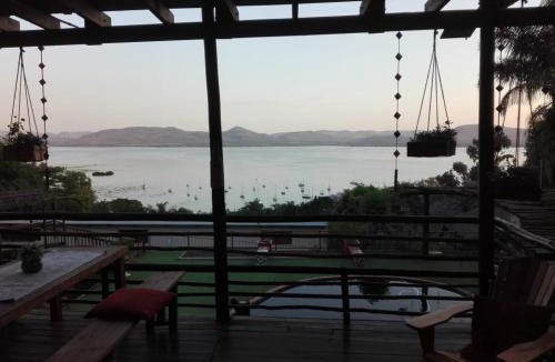 Schoemansville Cabin | Yacht Lake Lodge