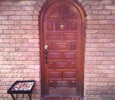 Polokwane House | Yana Guest House