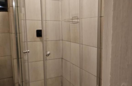 Emfuleni Bed & Breakfast | YELLO GUEST HOUSE CE2