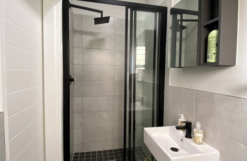Krugersdorp Apartment | Your cozy temporary home.
