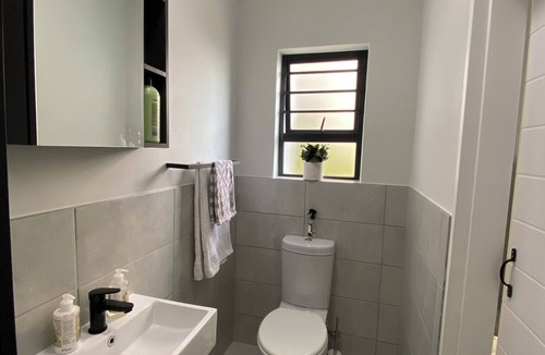 Krugersdorp Apartment | Your cozy temporary home.