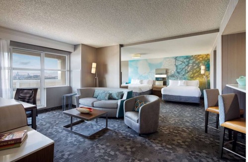 Emeryville Hotel | Your Home Away From Home! w/Pool, Short Drive to The Greek Theatre!
