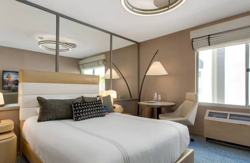 Fisherman's Wharf House | Your Relaxing Getaway Awaits! Wonderful Unit! Near Hyde Street Cable Cars!