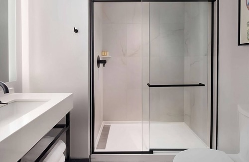 Theater District Hotel | Your Urban Getaway! Pet-friendly, Near San Francisco Museum of Modern Art!