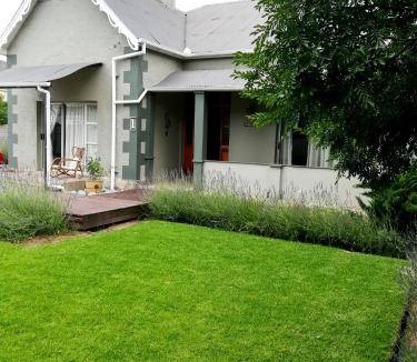 Komani Bed & Breakfast | 30 m² Bed and breakfast ∙ 2 guests