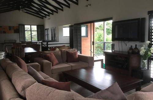 Prince's Grant Golf Estate House | 400 m² House ∙ 4 bedrooms ∙ 8 guests