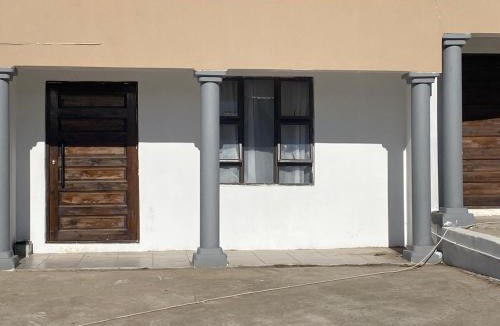 Ngquza Hill Cabin | Zalu Lodge