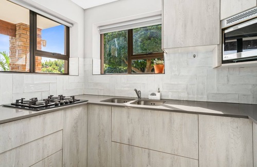 Mountainside Apartment | Zaria Sun Cottage - One Bedroom Apartment, Sleeps 2
