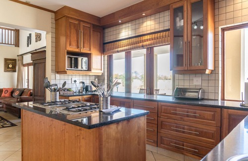 Leeupoort Cabin | Zebula Golf Estate & Spa Private Rentals