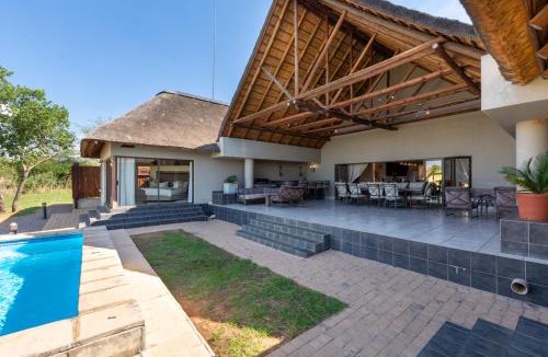 Leeupoort House | Zebula - HT1 - 5 Bedroom Holiday Home