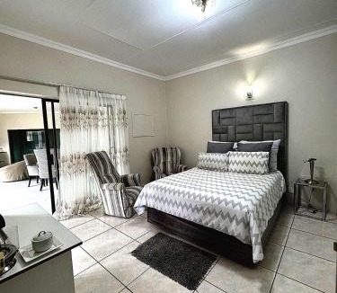 Vereeniging House | Zee Lifestyle Guesthouse
