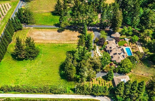 Freestone House | Zegarra Estate